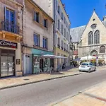 Le Petit Monge Ultra Centre Place Emile Zola Dijon
