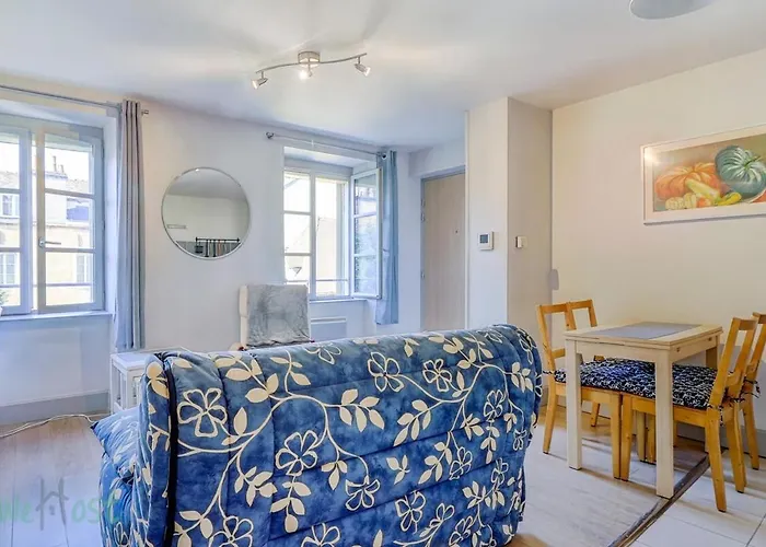 Le Petit Monge Ultra Centre Place Emile Zola